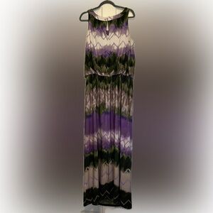 CB established 1962 Women’s size 18 maxi dress. Sleeveless & fully lined
